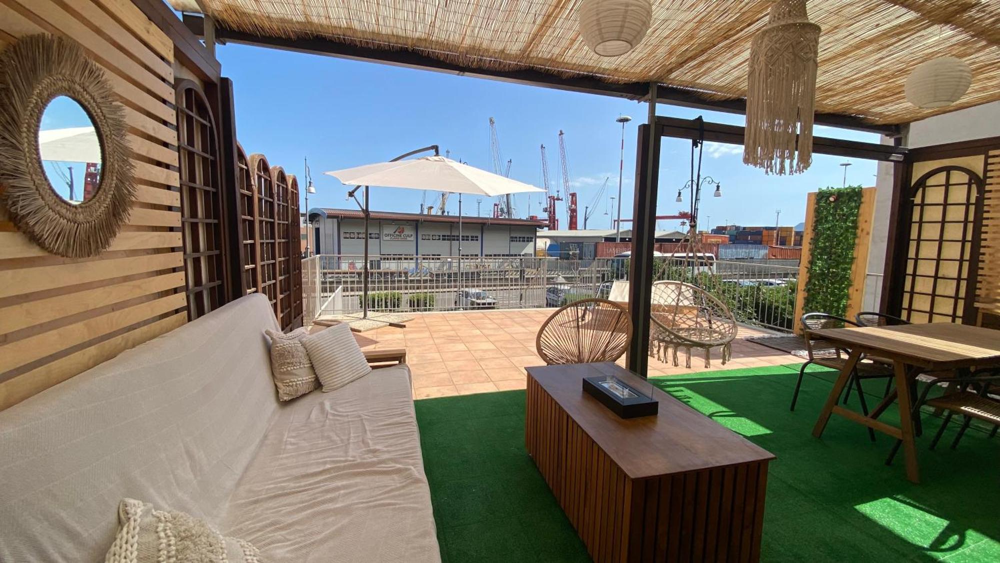 Giu Al Porto Apartment Salerno Luaran gambar