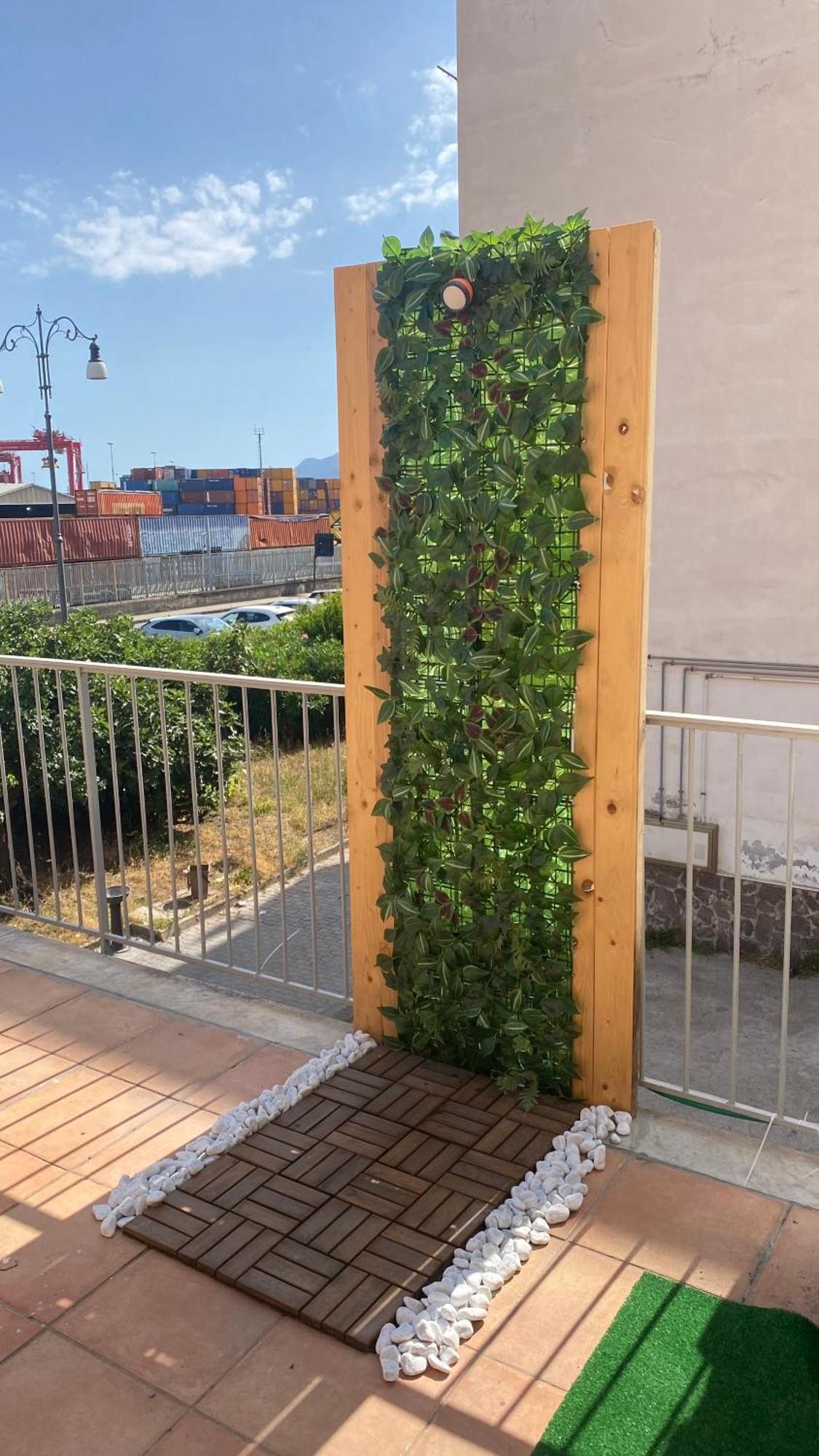 Giu Al Porto Apartment Salerno Luaran gambar