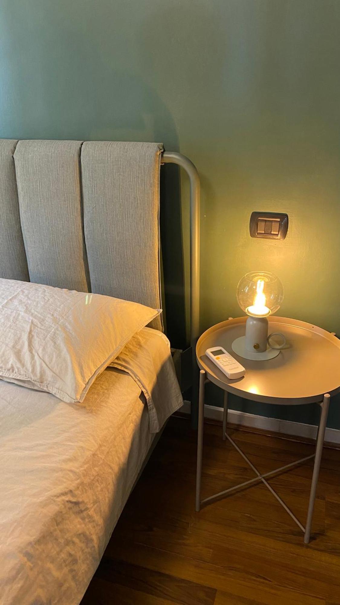 Giu Al Porto Apartment Salerno Luaran gambar